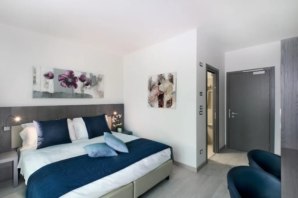 Room, Seven Park Hotel, Milan
