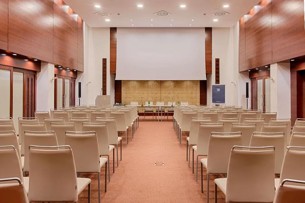 Conferences, NH Firenze, Florence