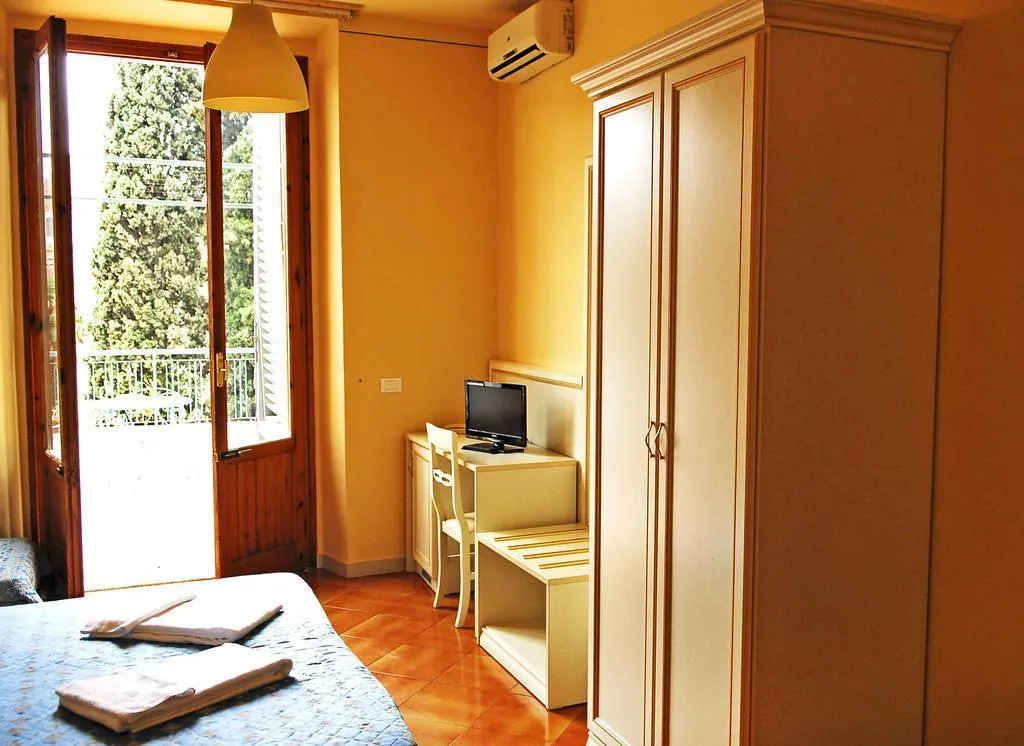 General view, Hotel Marine, Florence