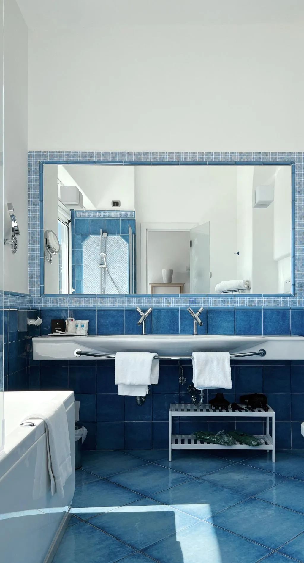 Room DELUXE WITH TERRACE Room, La Floridiana, Naples