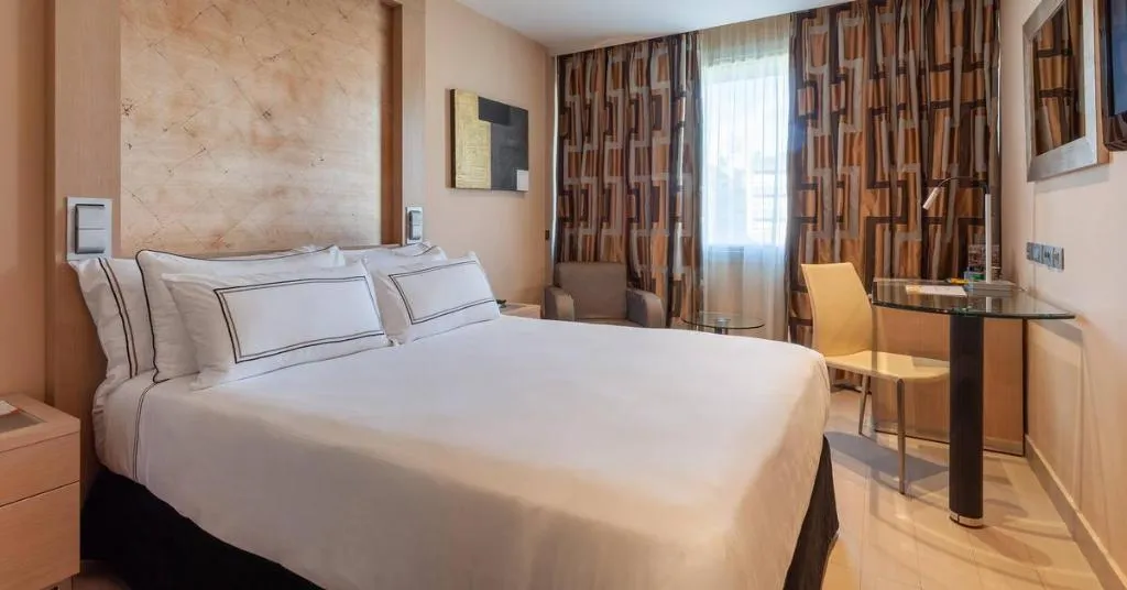 Room, Melia Sevilla, Seville