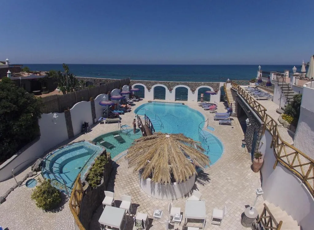 Sports and Entertainment, Hotel Tritone Resort & Spa, Naples