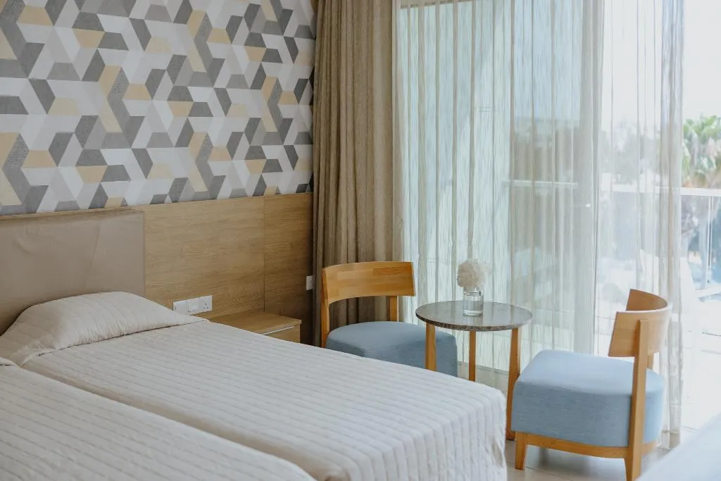 Double or Twin DELUXE POOL VIEW Room, Tasia Maris Seasons, Cyprus