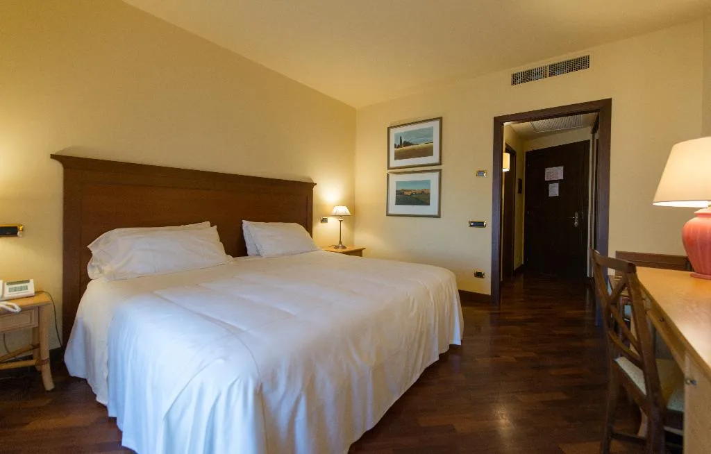 Double or Twin SEA VIEW Room, Grand Hotel Baia Verde, Catania