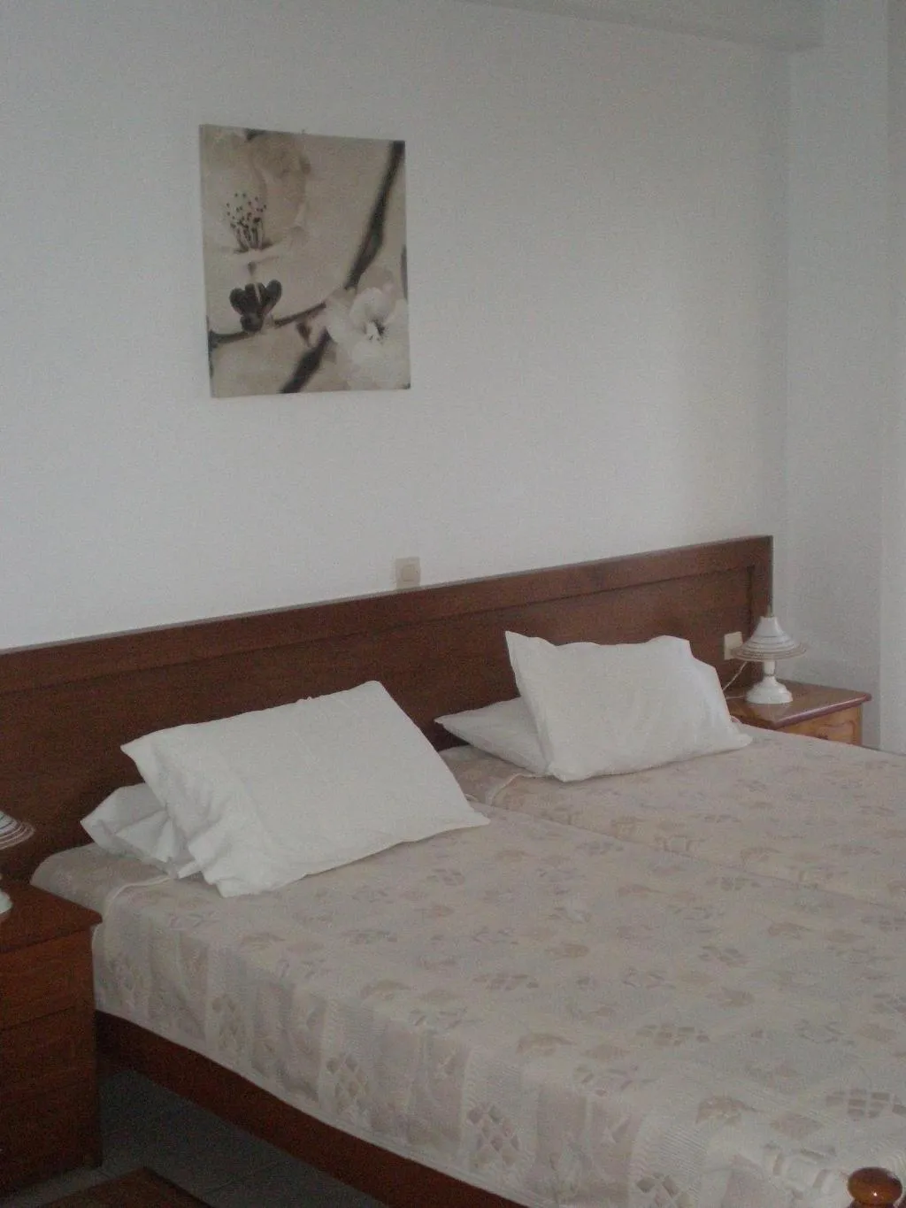 Room, 75 Steps Taverna And Accomodation, Corfu