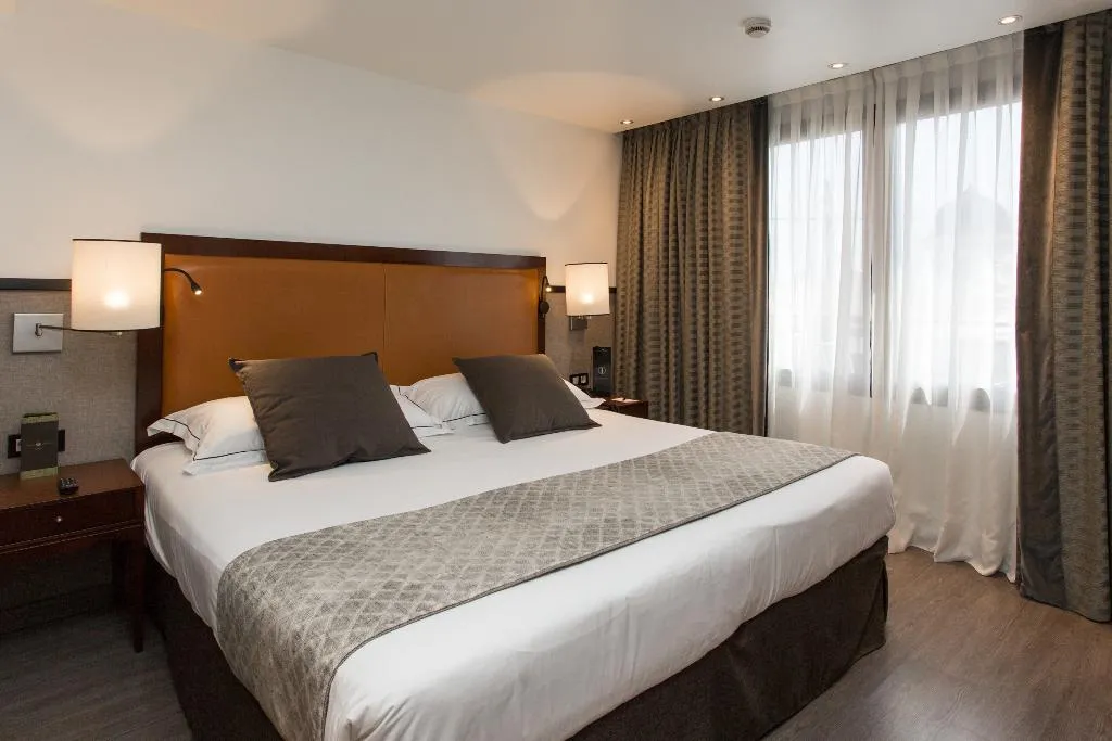 Room, Hotel Balmoral, Barcelona