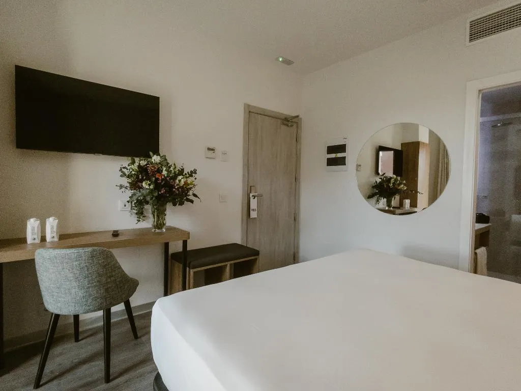 JUNIOR SUITE WITH TERRACE Room, Petit Palace Vargas, Seville
