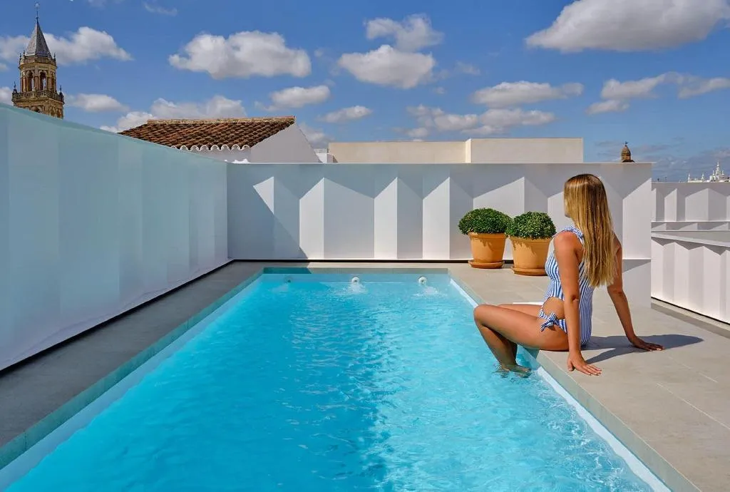 Pool, Posada del Lucero, Seville