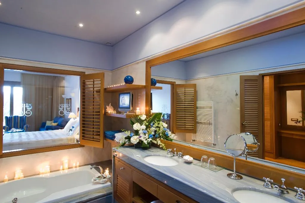 SUITE LUXURY SEA VIEW Room, Elounda Bay Palace, Crete