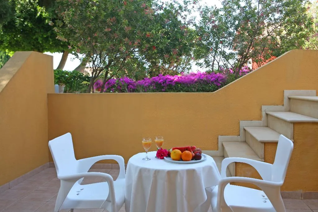 BUNGALOW STANDARD Room, Macronissos Village Club, Cyprus