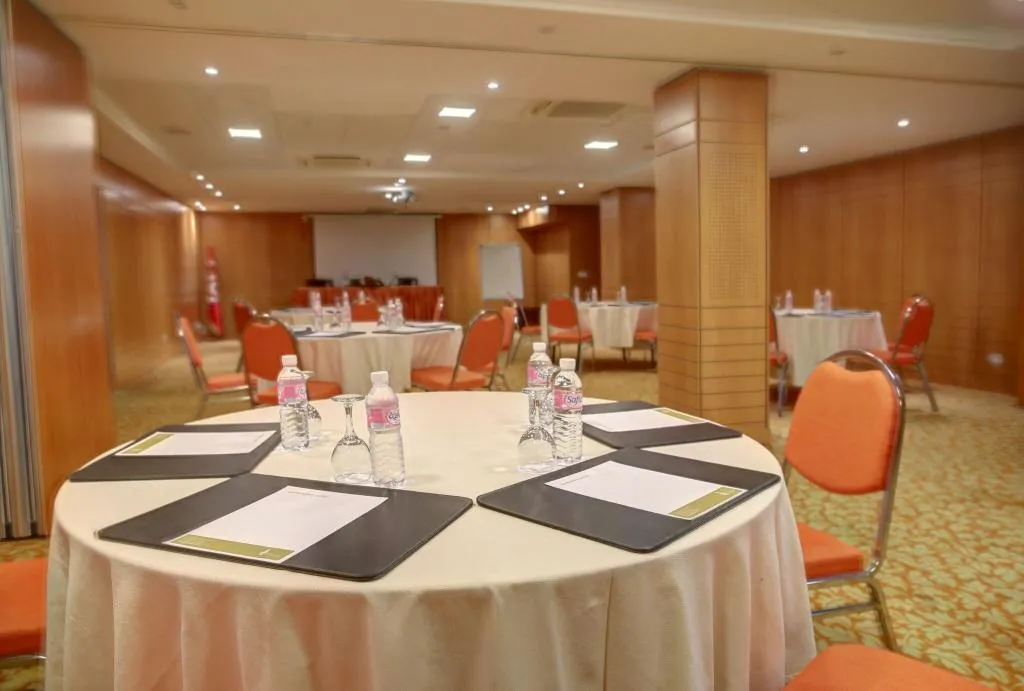 Conferences, Lac Leman, Tunisia