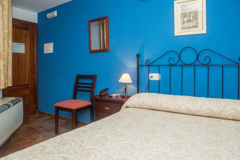 SINGLE STANDARD Room, San Cayetano, Costa Del Sol