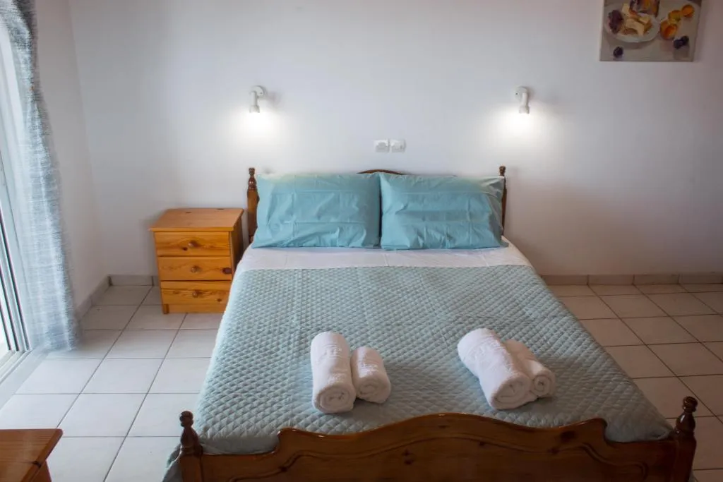 STUDIO STANDARD Room, Vaso Alykanas Studios, Zante