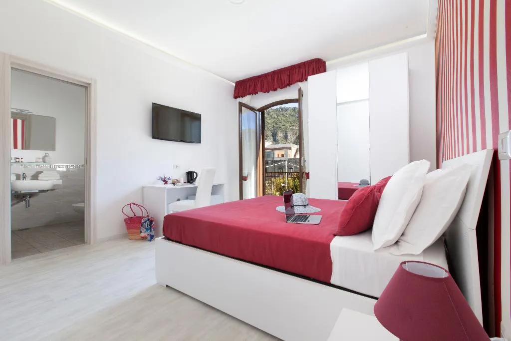 DOUBLE GARDEN VIEW Room, Villa Iolanda, Naples