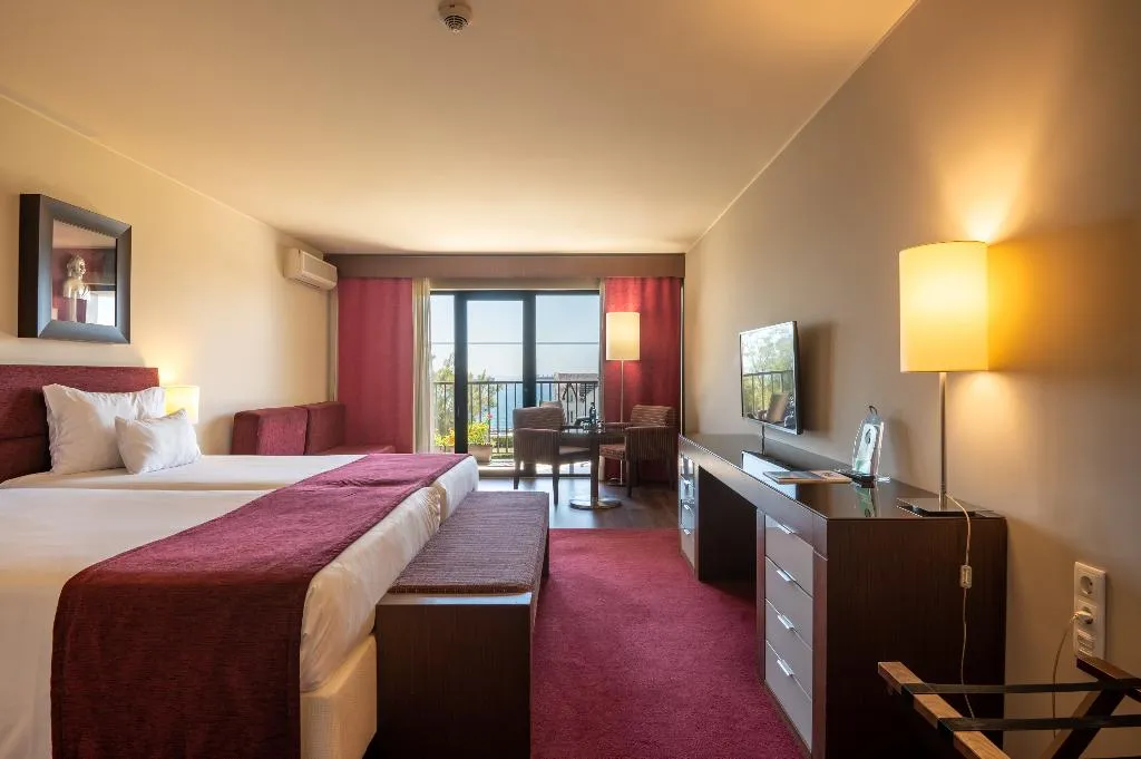 Double or Twin SEA VIEW Room, Vila Gale Cascais, Lisbon