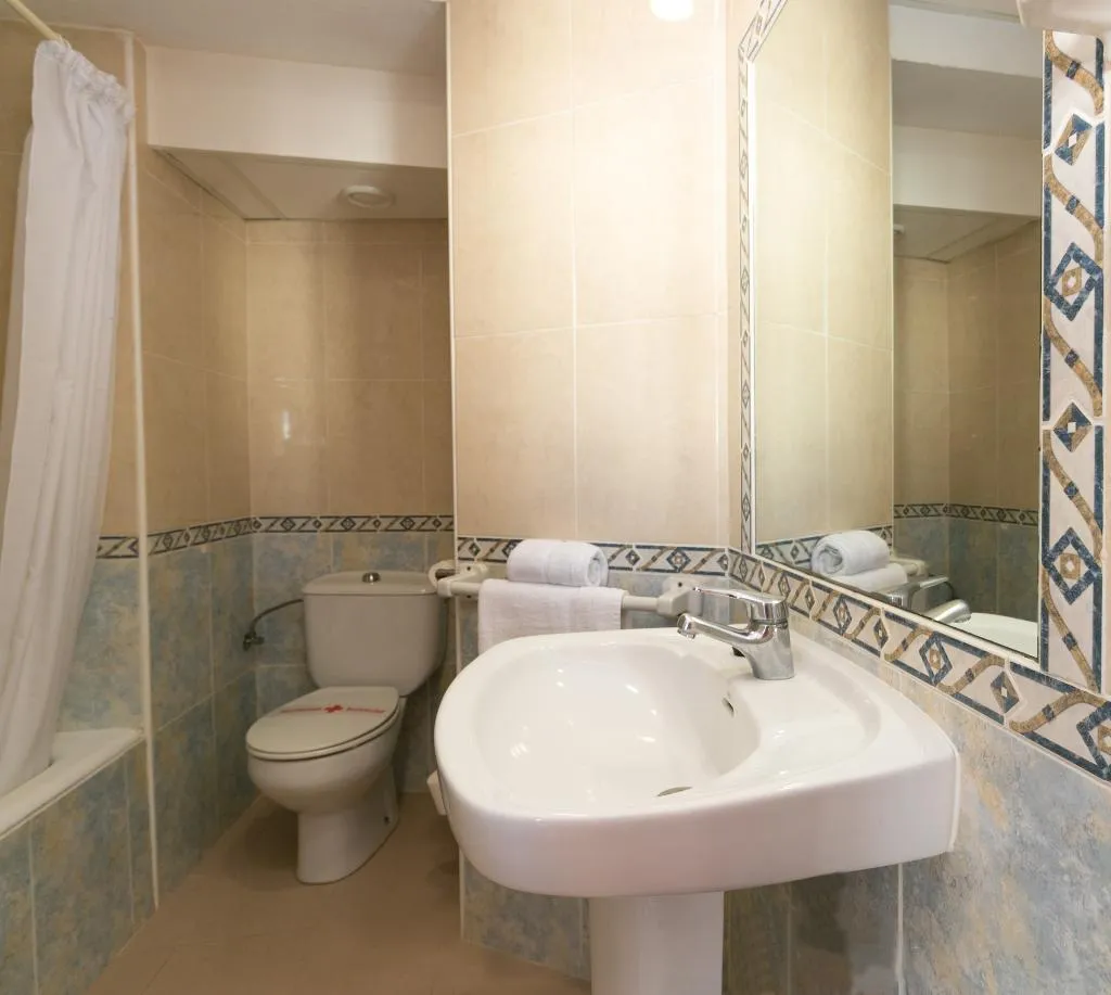 SINGLE SEA VIEW Room, The Red Hotel by Ibiza Feeling, Ibiza