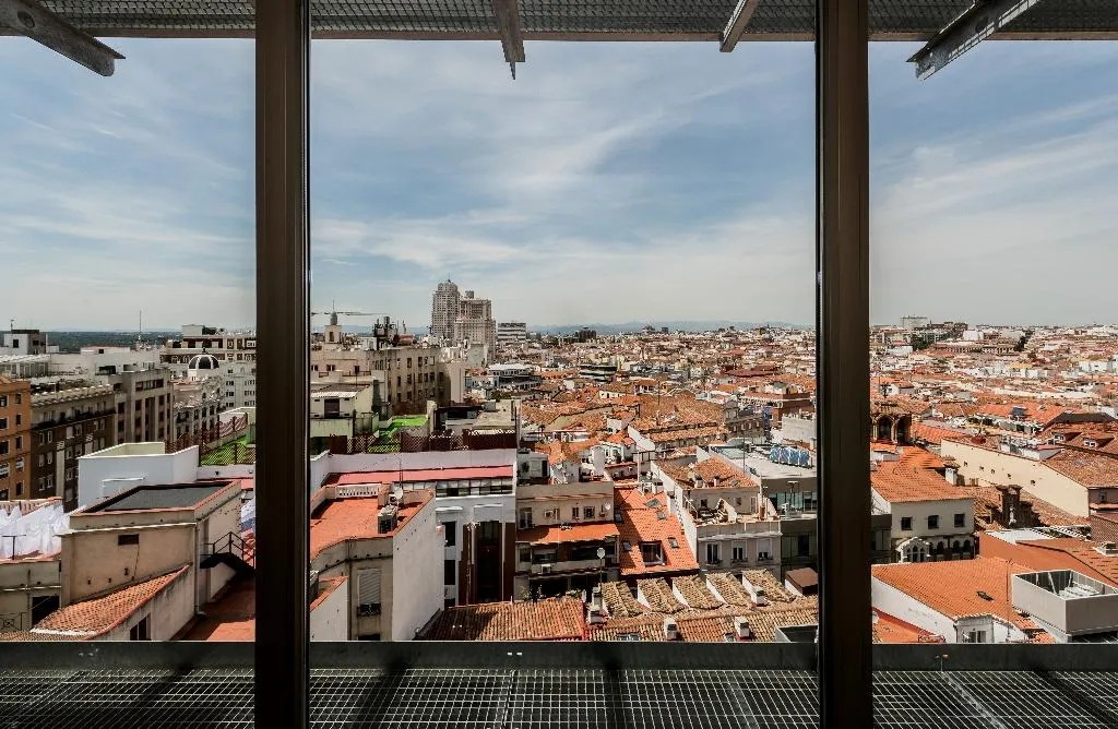 Sports and Entertainment, Gran Via Centric II, Madrid