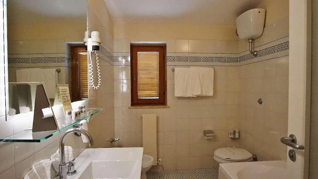 Room, Grand Hotel Aminta, Naples
