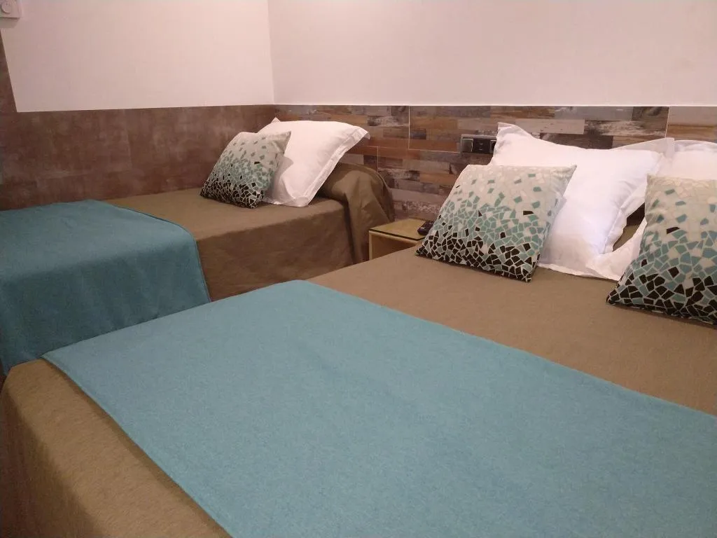 Room, Pensión Miami, Barcelona