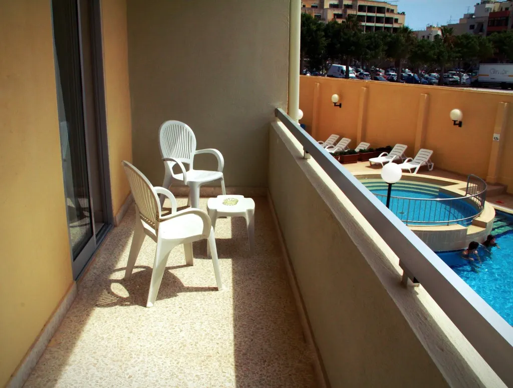 Terrace, Mavina Hotel & Apartments, Malta