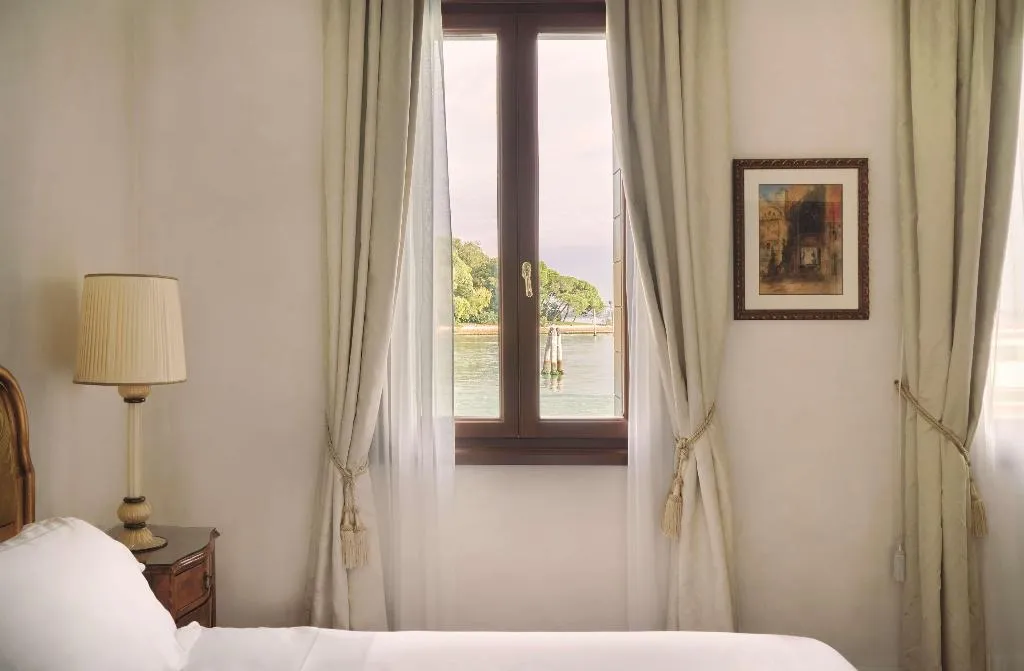 Room DELUXE Room, Caruso, A Belmond Hotel, Amalfi Coast, Naples