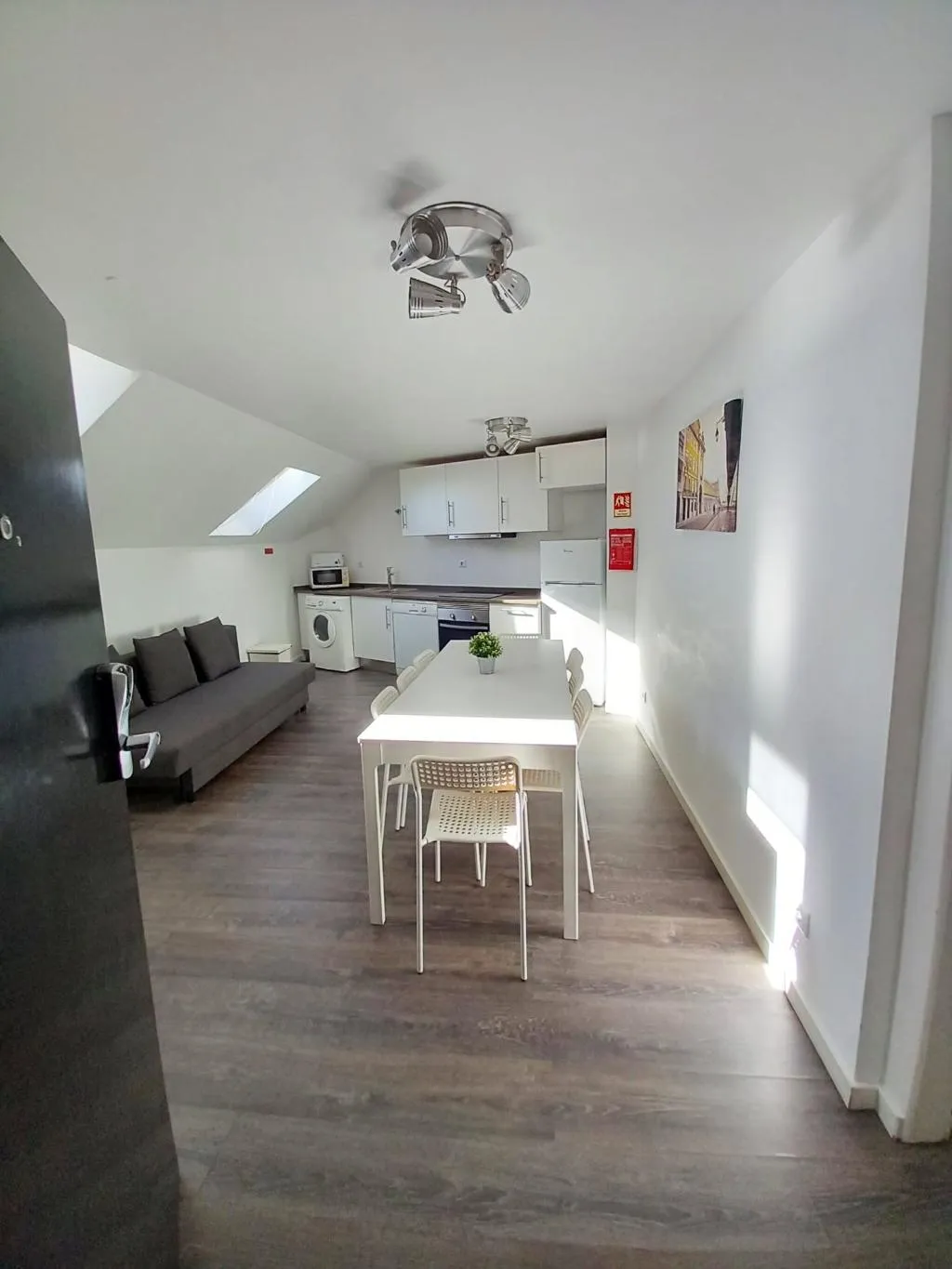FAMILY ROOM THREE BEDROOMS Room, City Stays Cais do Sodré Apartments - Adults Only, Lisbon