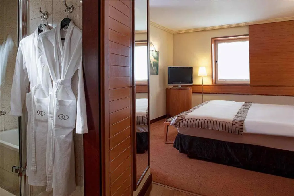 Room, Sofitel Athens Airport, Athens