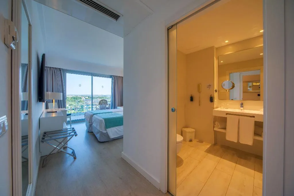 Double or Twin SUPERIOR Room, Playa Esperanza Resort, Majorca