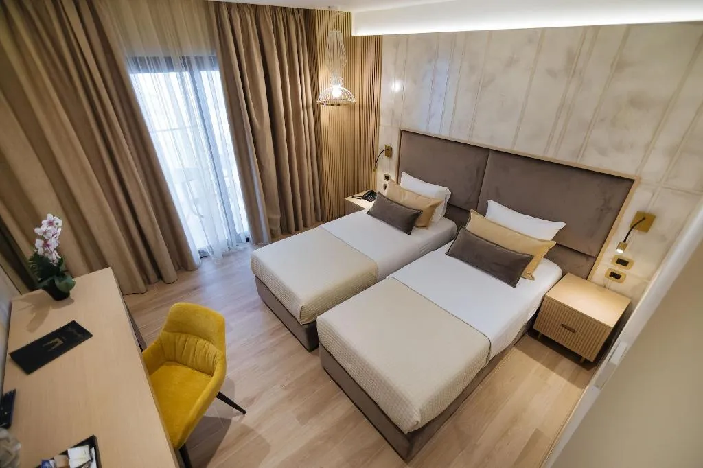 Room, Gloria Palace, Durres