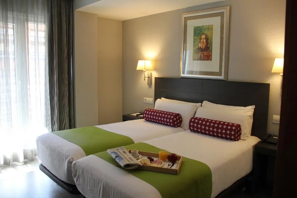 DOUBLE STANDARD Room, Mercure Madrid Centro, Madrid
