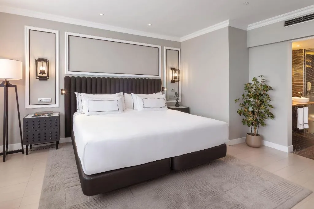 Double or Twin PREMIUM Room, Melia Sevilla, Seville