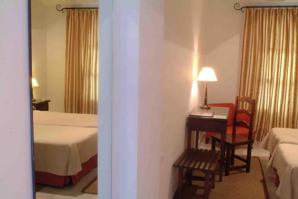 Room, Hotel Simon, Seville
