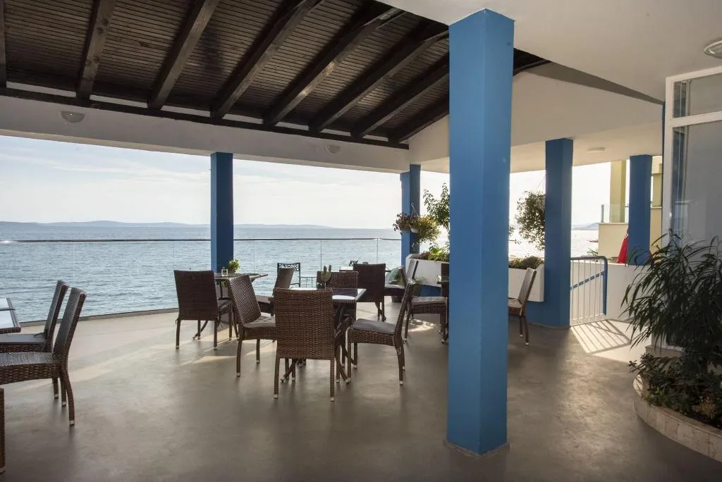 Terrace, Beachfront Apartmants Zanic, Split