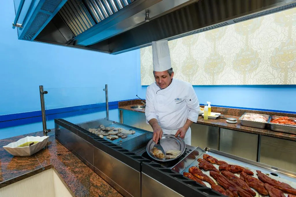Restaurant, Monarque Torreblanca, Costa Del Sol
