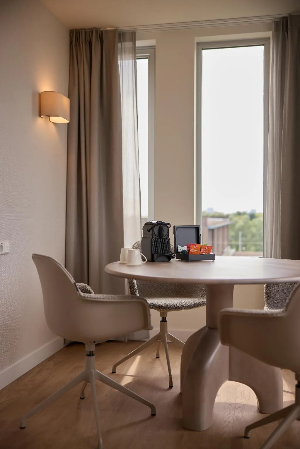 SUITE STANDARD Room, WestCord Art Hotel Amsterdam 4, Amsterdam