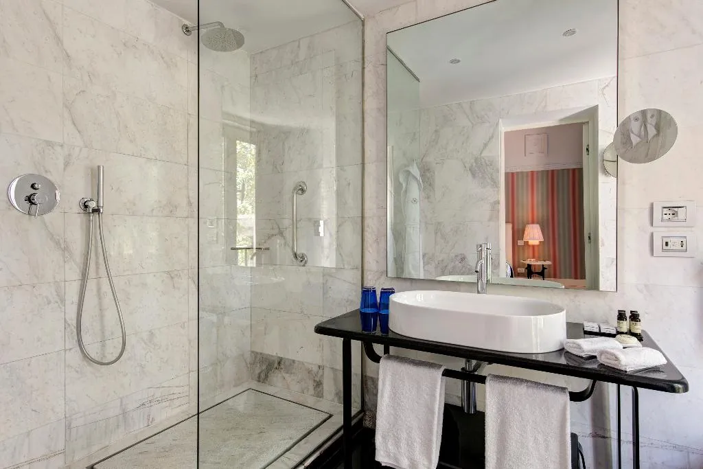 Double or Twin SUPERIOR Room, Grand Hotel Palace Rome, Rome