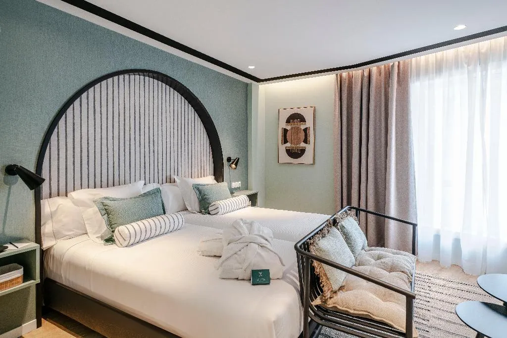 Double or Twin SUPERIOR Room, Vincci Bonjardim, Porto