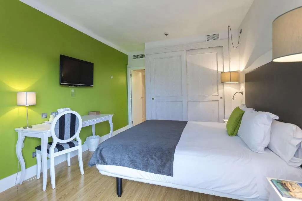 DOUBLE PREMIUM QUEEN BED Room, ARTIEM Audax, Menorca