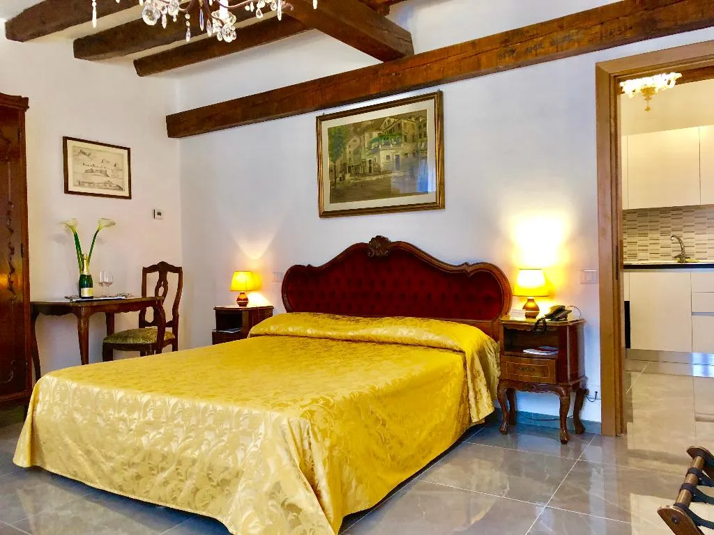 JUNIOR SUITE STANDARD Room, Hotel Ariel Silva, Venice