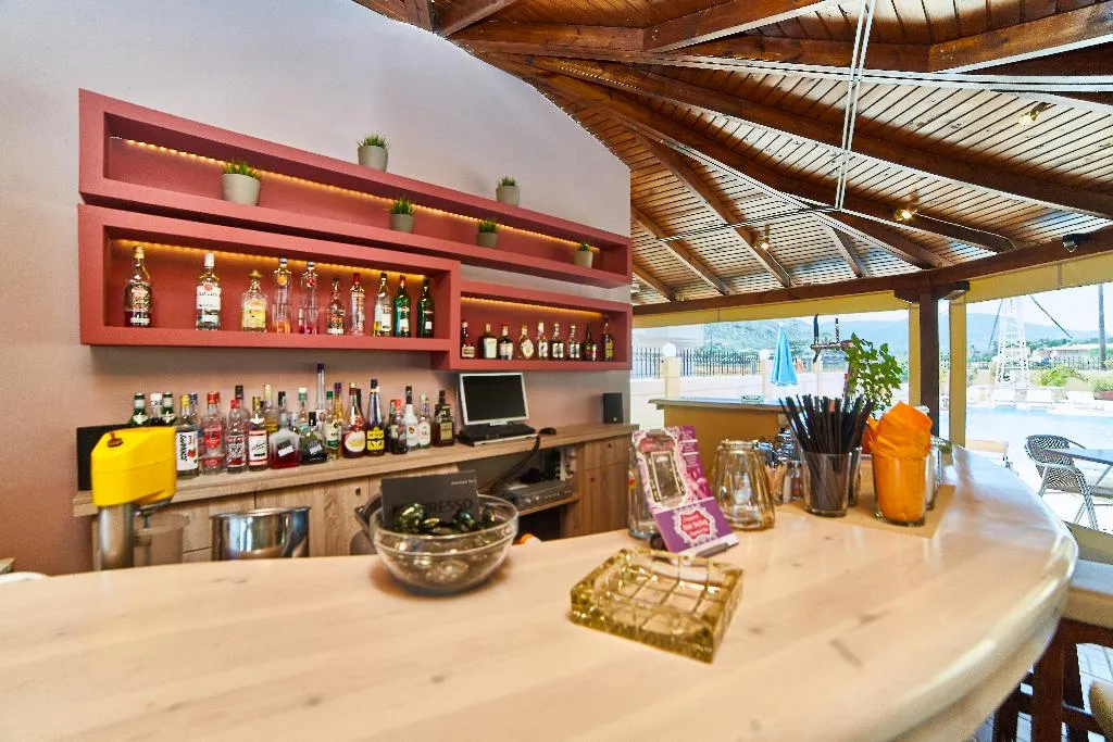 Bar, Villa Diasselo, Crete