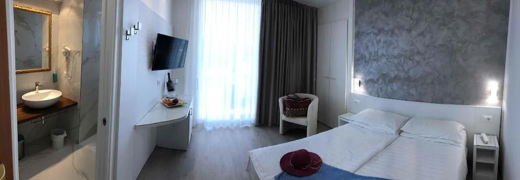 DOUBLE CLASSIC Room, Grand Hotel Playa, Venice