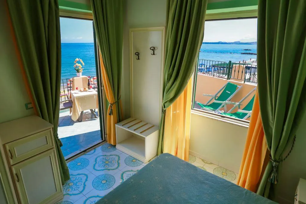 DOUBLE SEA VIEW WITH TERRACE Room, Hotel Rivamare, Naples