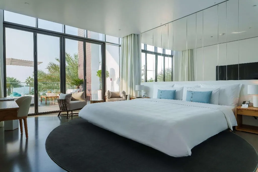 Room, Nikki Beach Resort & Spa Dubai, Dubai