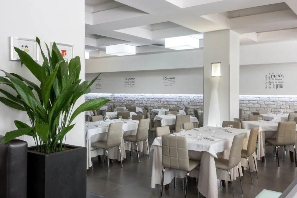 Restaurant, Viva Hotel, Naples