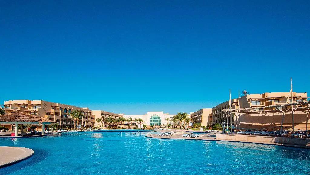 Pool, Mövenpick Waterpark Resort & Spa Soma Bay, Red Sea Riviera