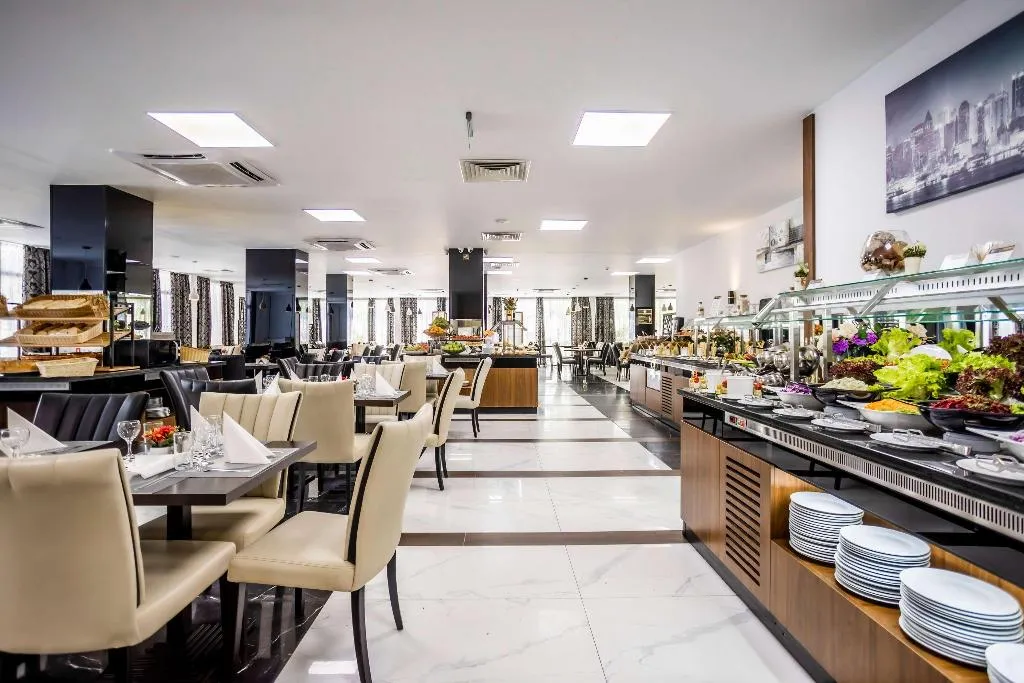 Restaurant, Prestige Deluxe Hotel Aquapark Club, Varna