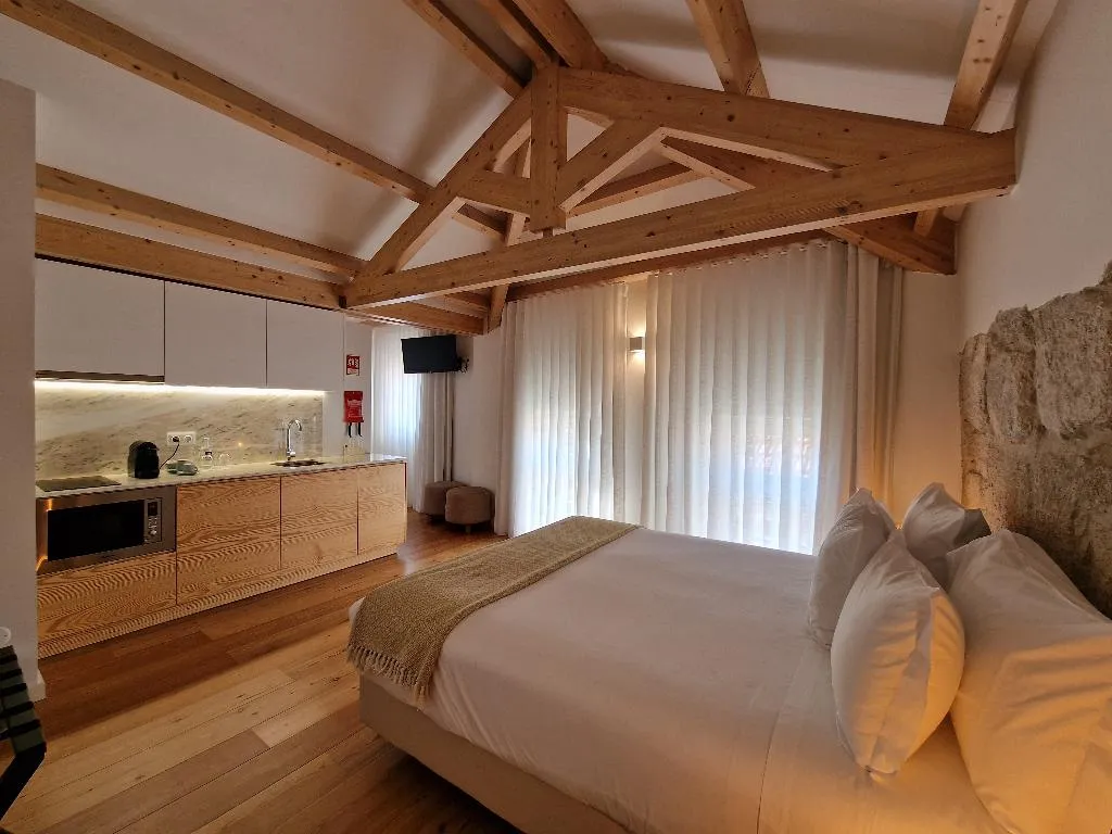 STUDIO PENTHOUSE Room, Porta Nobre Boutique Hotel by Aspasios, Porto