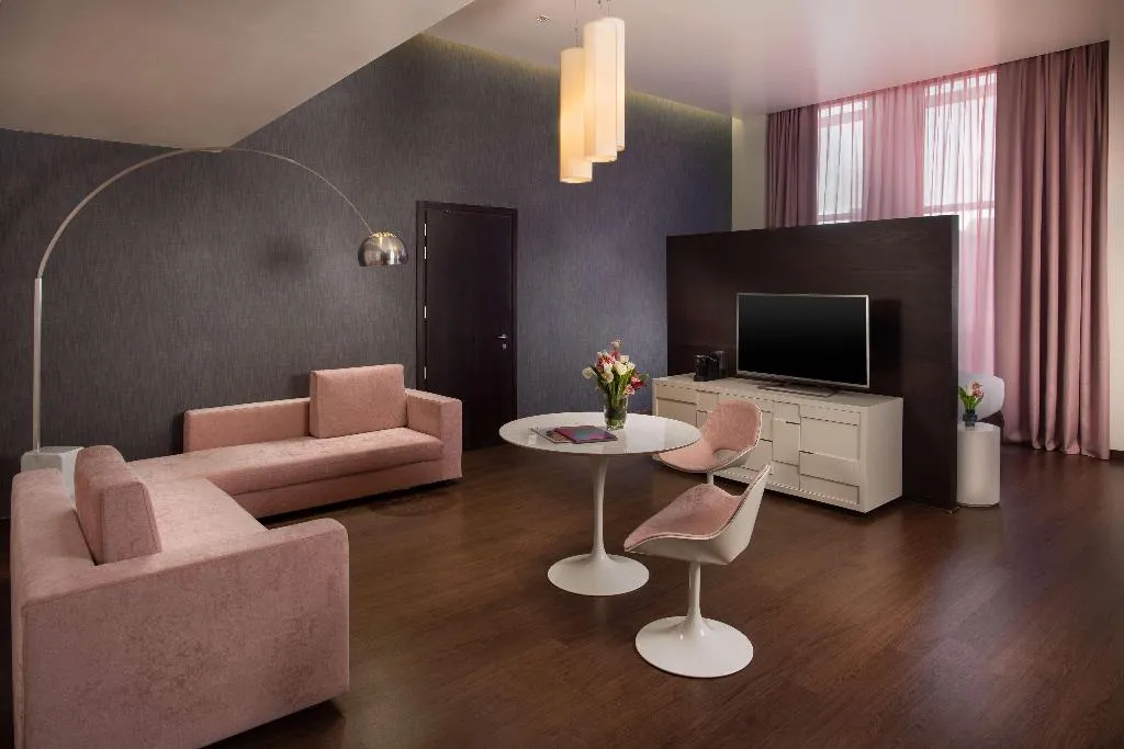 JUNIOR SUITE STANDARD Room, nhow Milano, Milan