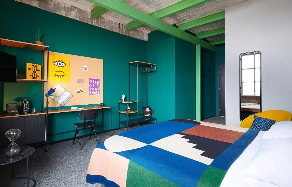 Room, The Social Hub Maastricht, Amsterdam