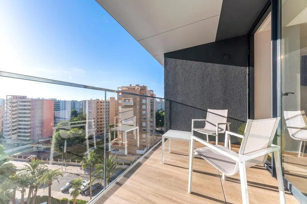 TRIPLE STANDARD Room, Port Alicante - Playa de San Juan, Costa Blanca